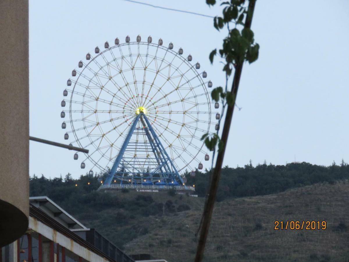 Atlas Hotel Tbilisi Eksteriør billede